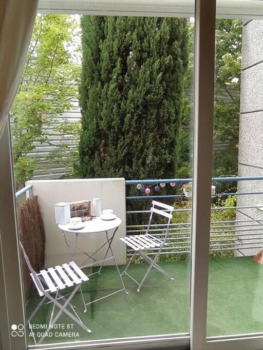 Appartement Chasseneuil Futuroscope Exterior foto